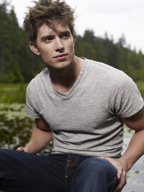 Drew van acker
