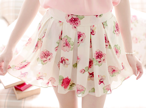 Pretty Rose Pattern Skirt