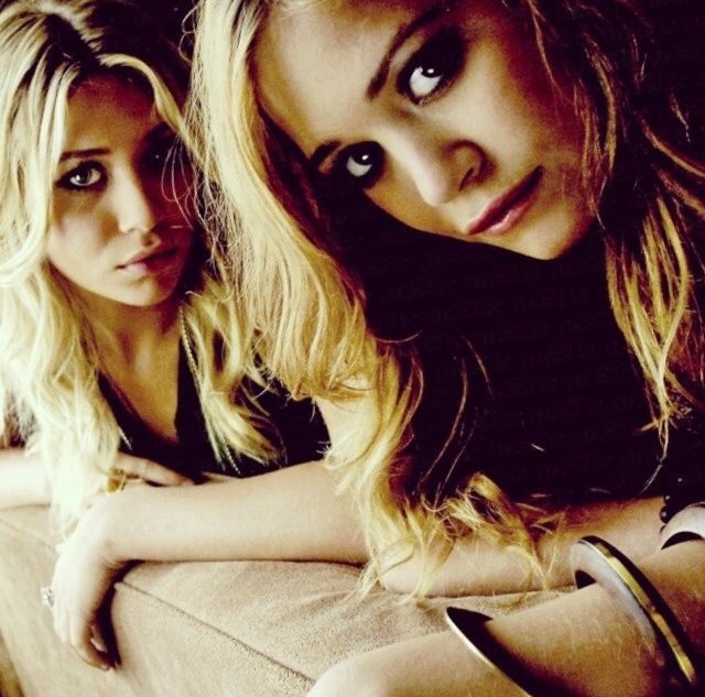 Mary Kate and Ashley Olsen Mary Kate and Ashley Olsen