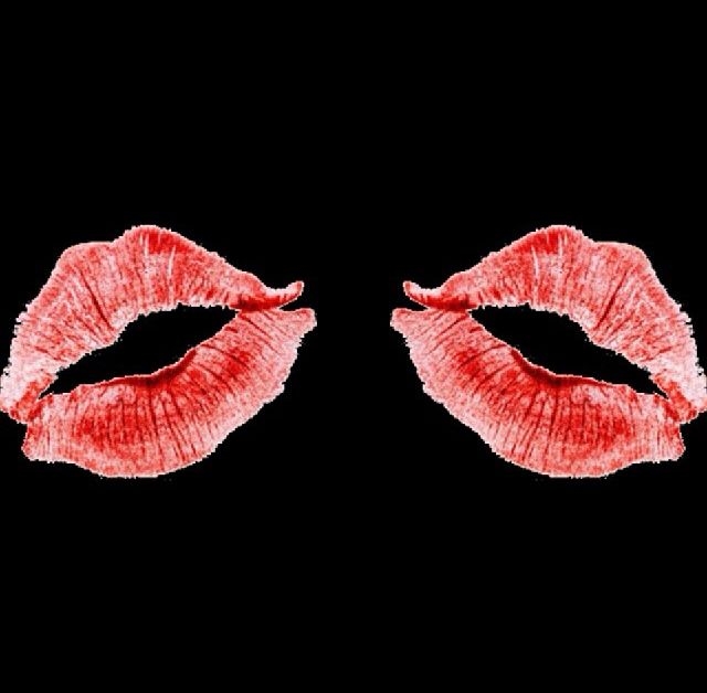 Red Kisses Red Kisses