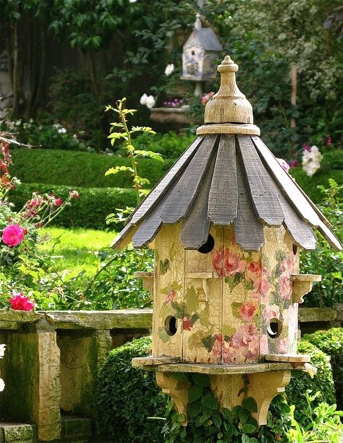 Pretty Birdhouse