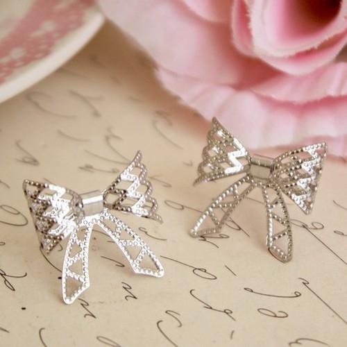 Pretty Silver Bow Earrings