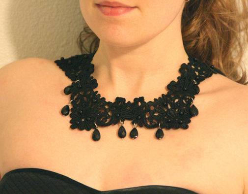 DIY Crochet Necklace