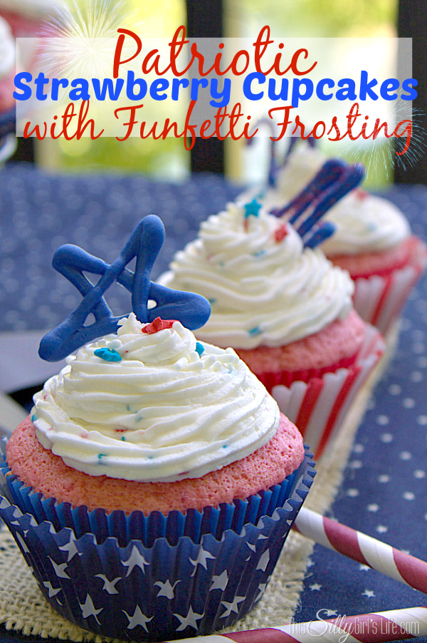 Patriotic Strawberry Cupcakes Patriotic Strawberry Cupcakes