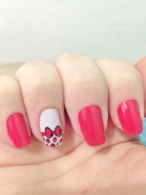 Pink bow nails Pink bow nails