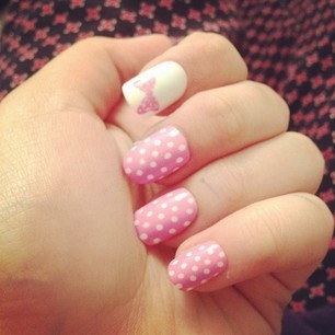 Polka dot bow nails Polka dot bow nails