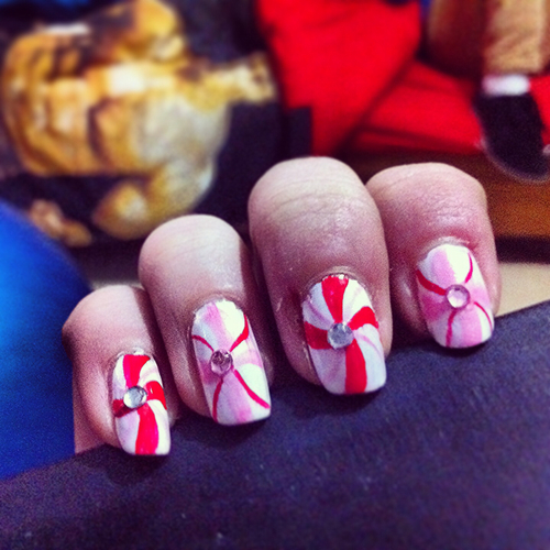 Peppermint stud nails Peppermint stud nails