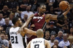 Chris Bosh in motion