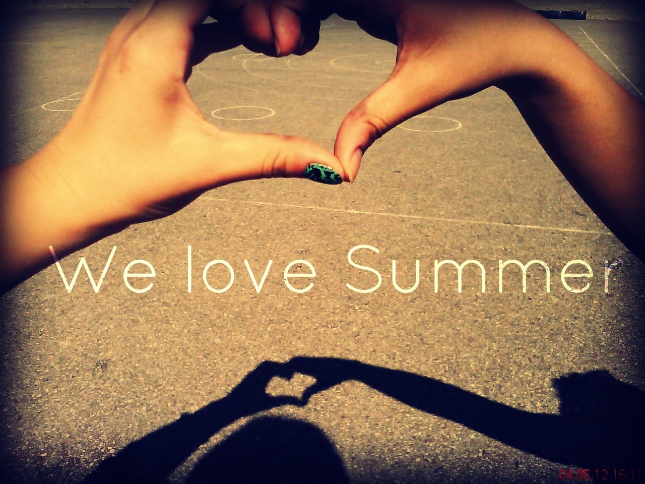 We love summer We love summer