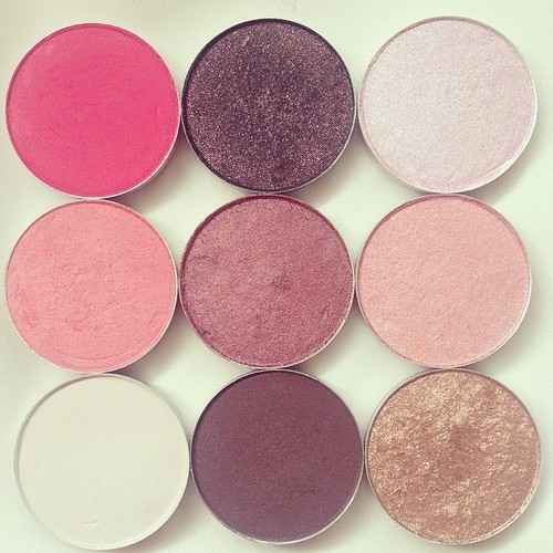 Eyeshadow cosmetics Eyeshadow cosmetics