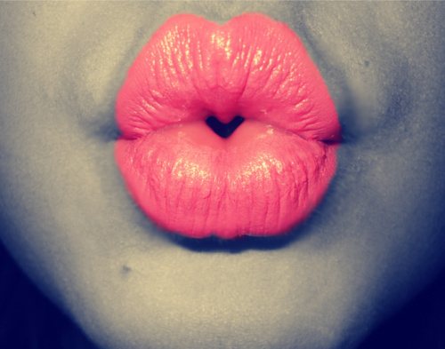 Kissy lips Kissy lips