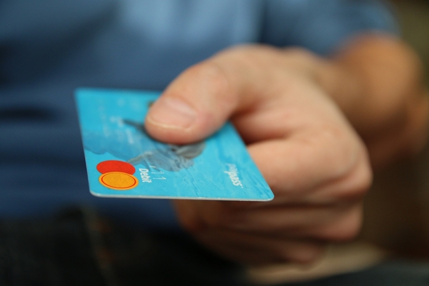 Do Not Swipe The New Chip Credit Cards And Here's The Reason Why - picture 2
