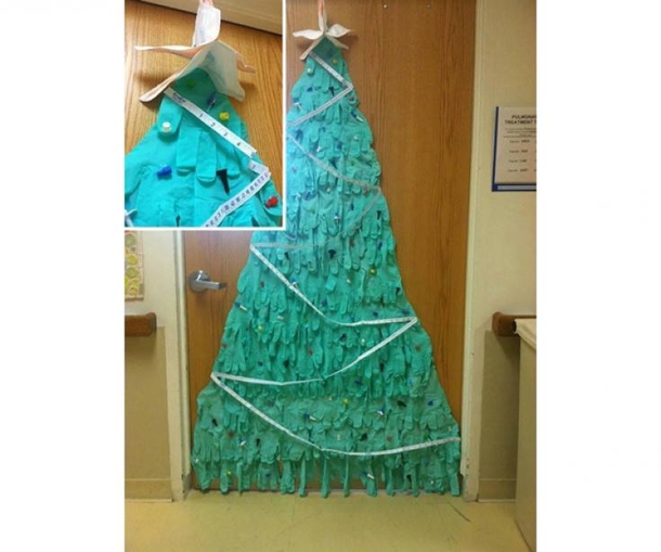 ​17 Hospitals Showing Cheer During The Holidays (Photos) - picture 16