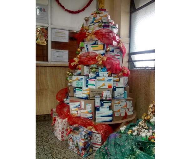 ​17 Hospitals Showing Cheer During The Holidays (Photos) - picture 18