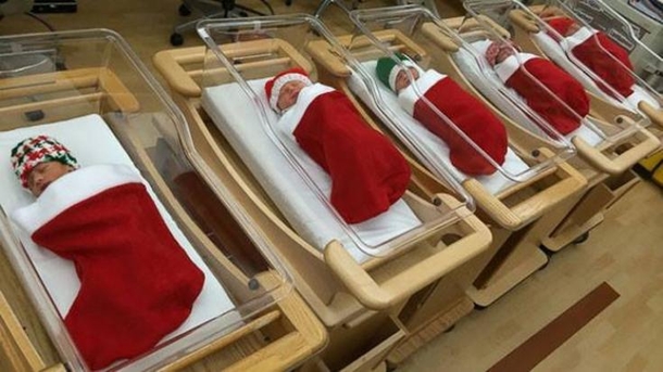 ​17 Hospitals Showing Cheer During The Holidays (Photos) - picture 2