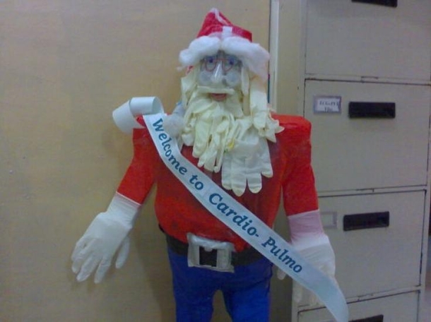 ​17 Hospitals Showing Cheer During The Holidays (Photos) - picture 8