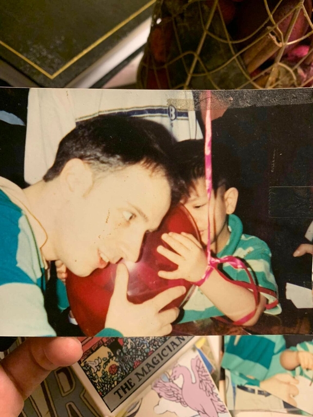 “Blue’s Clues” Star Became Emotional When Former Make-A-Wish Kid Gave Him The Surprise Of A Lifetime - picture 3