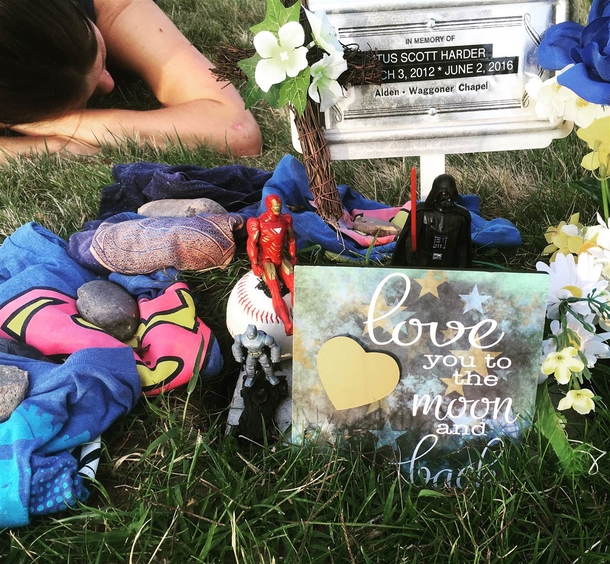 ‘Hold Your Babies Tight’: Grieving Mom’s Heartbreaking List Of Advice Goes Viral - picture 6