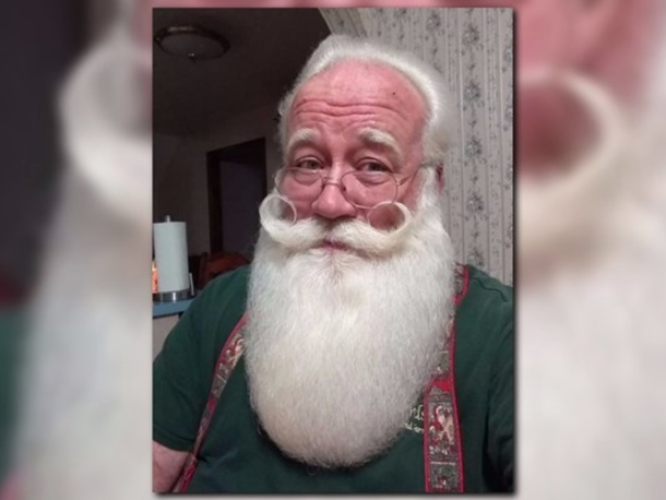 'I Cried All The Way Home': Santa Claus Grants Final Wish To 5-Year-Old Terminally Ill Boy Who Died In His Arms - picture 2