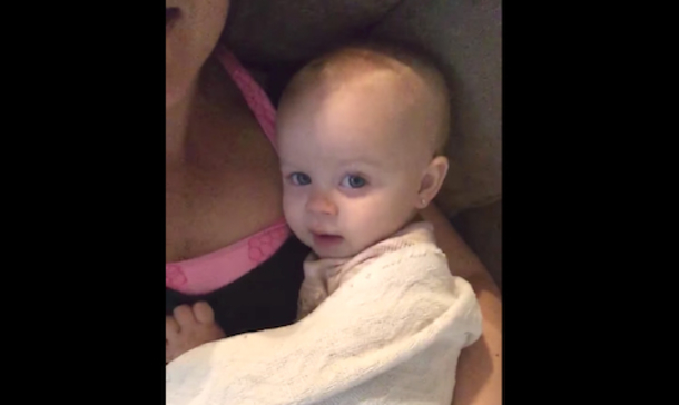 ​Mother Sings To Baby As She Tells Her "I Love You". Her Response Has The Internet Hysterical! - picture 3