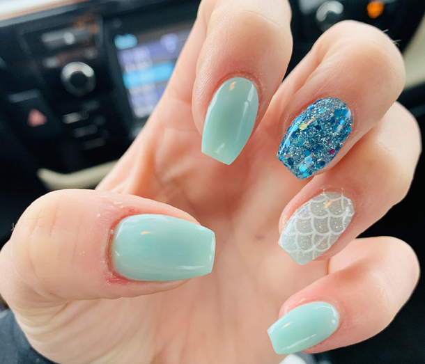‘Nail’ Your Style This Summer With These 10 Cute And Bright Beach Nails Designs - picture 11