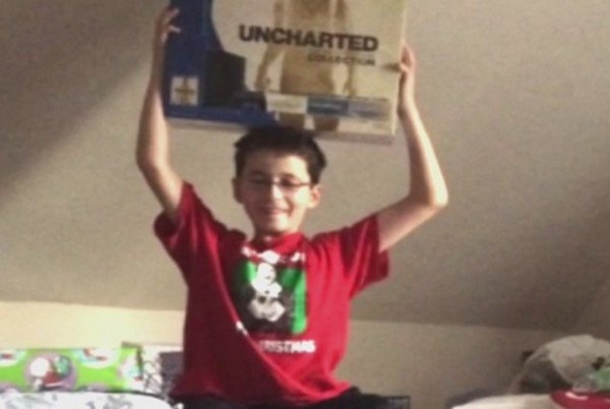 [PICS] Boy OVERJOYED To Get PS4 For Christmas, SHOCKED To See What’s Inside - picture 2