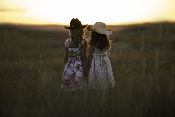 10 Adorable Photography Images Of Siblings - picture 10