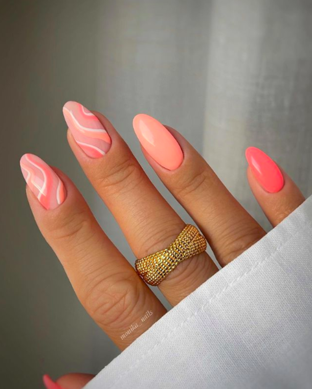 10 Adorable Summer Nail Designs to Brighten Up Your 2023 - picture 2