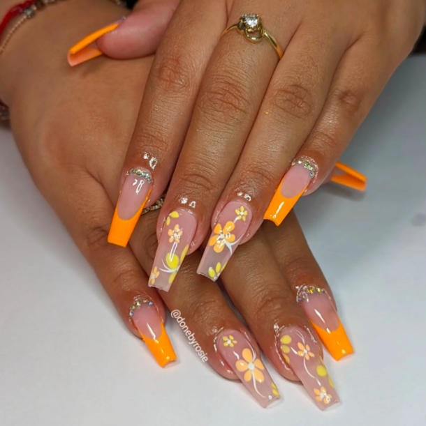 10 Adorable Summer Nail Designs to Brighten Up Your 2023 - picture 4