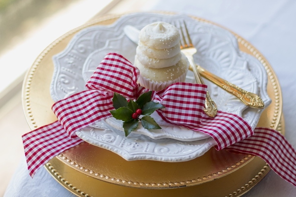 10 Amazing Holiday Christmas Cupcakes - picture 11