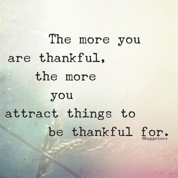 10 Awesome Thanksgiving Quotes About Being Thankful & Grateful - picture 4