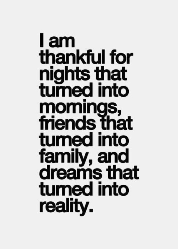 10 Awesome Thanksgiving Quotes About Being Thankful & Grateful - picture 8