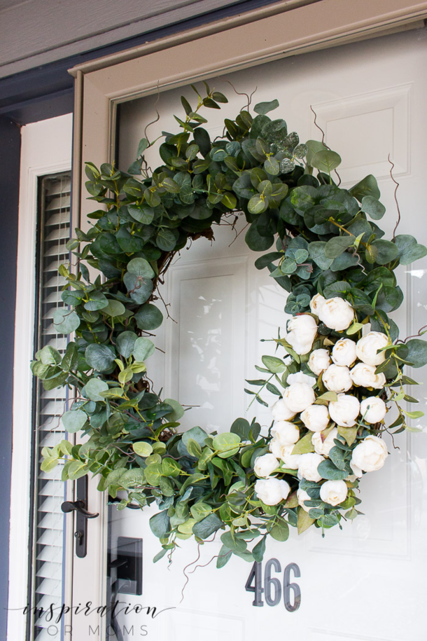 10 Beautiful And Creative DIY Spring Wreaths - picture 7