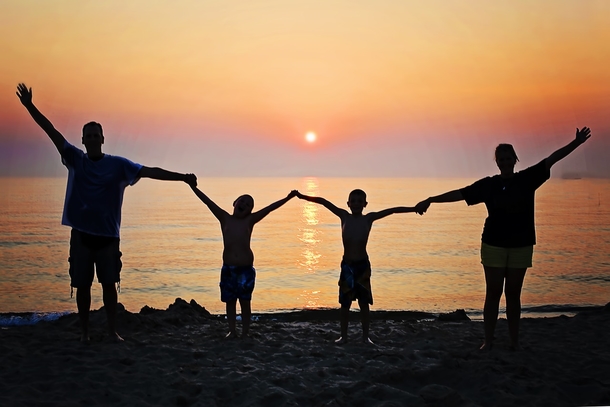 10 Beautiful Family Photography Images - picture 7