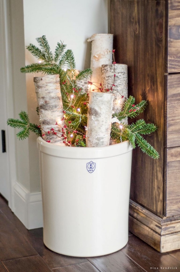 10 Beautiful Farmhouse Christmas Decorations - picture 11
