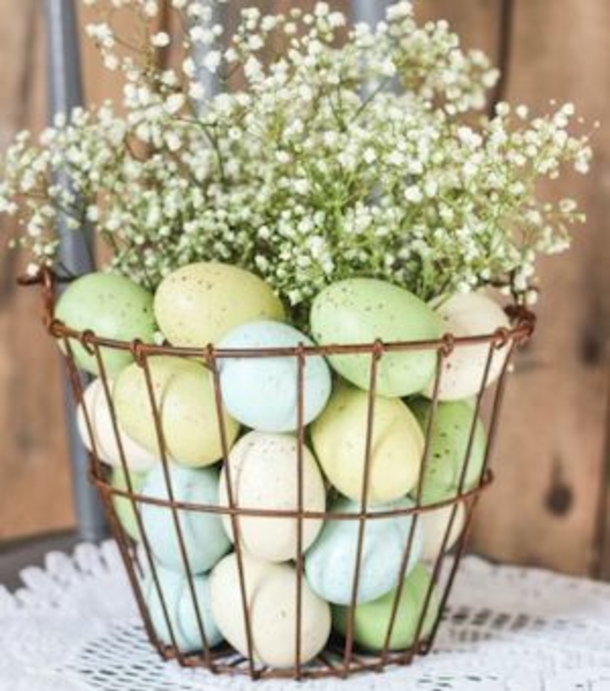 10 Beautiful Farmhouse Easter Centerpieces For 2023 - picture 2