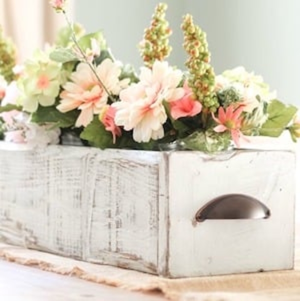 10 Beautiful Farmhouse Easter Centerpieces For 2023 - picture 3