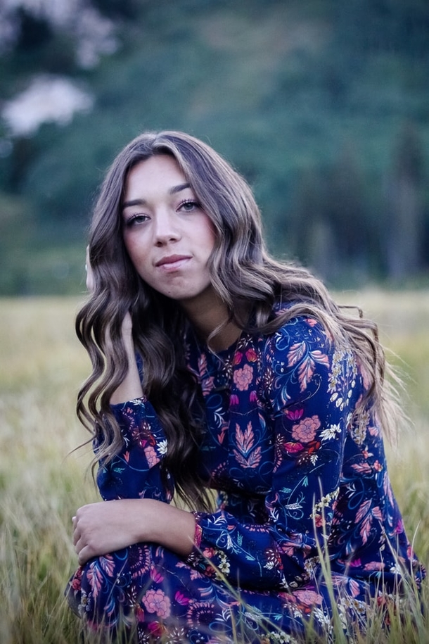 10 Beautiful Long Hairstyle Looks For Women - picture 10