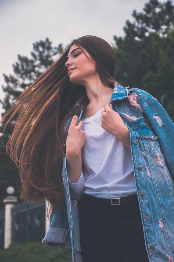 10 Beautiful Long Hairstyle Looks For Women - picture 2