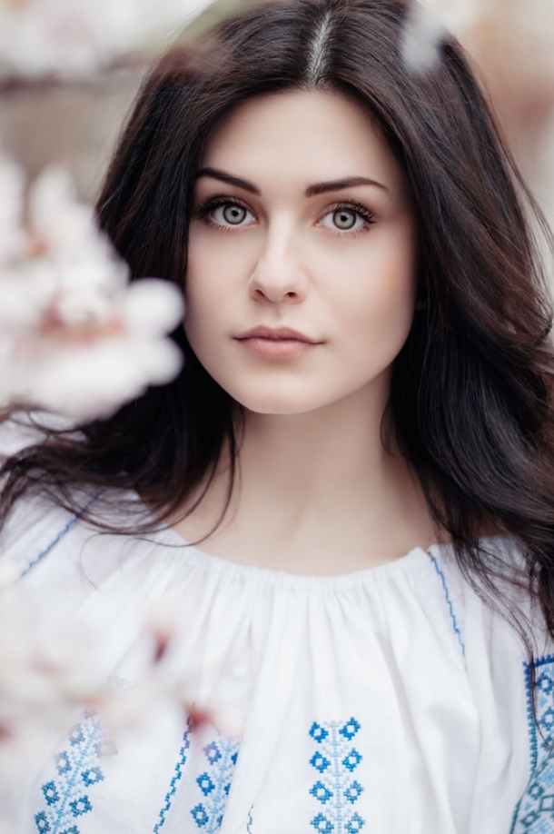 10 Beautiful Long Hairstyle Looks For Women - picture 6