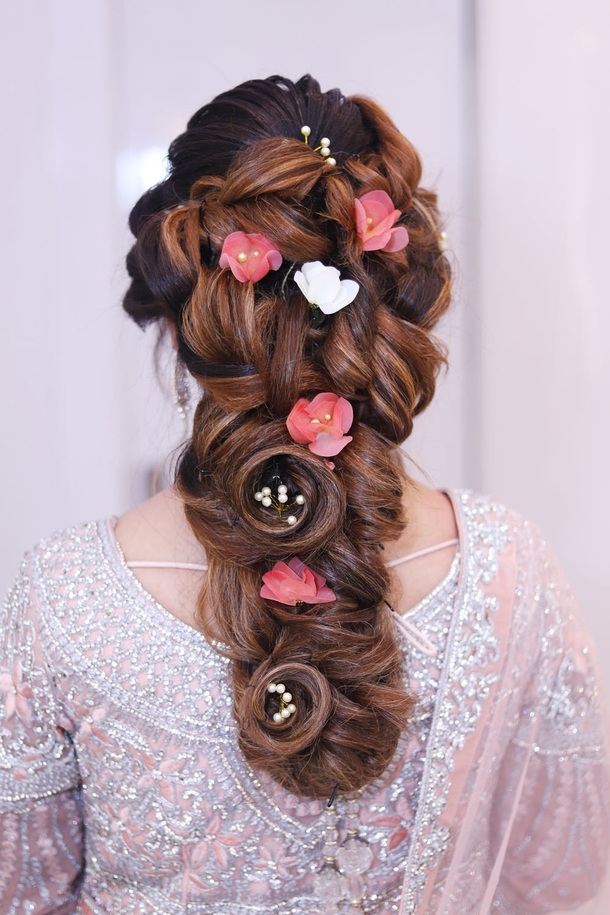 10 Beautiful Long Hairstyles For Women You Will Love - picture 9