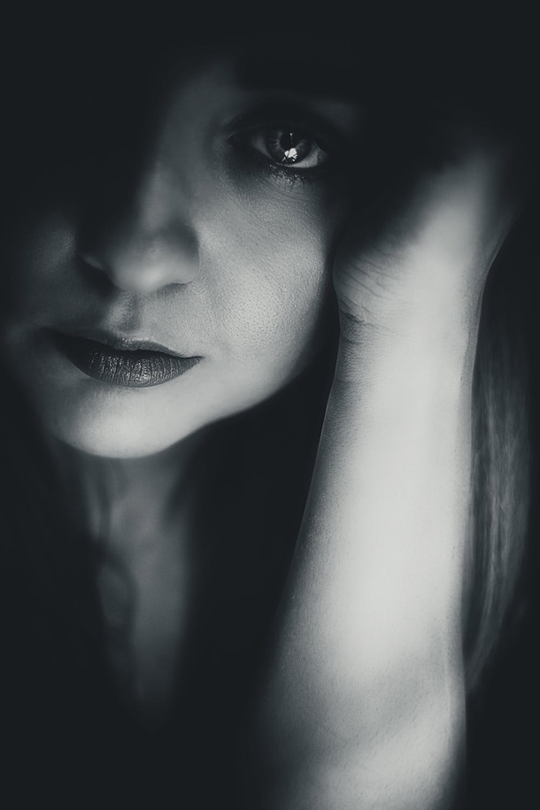 10 Beautiful Photography Shots Taken In Black & White - picture 3