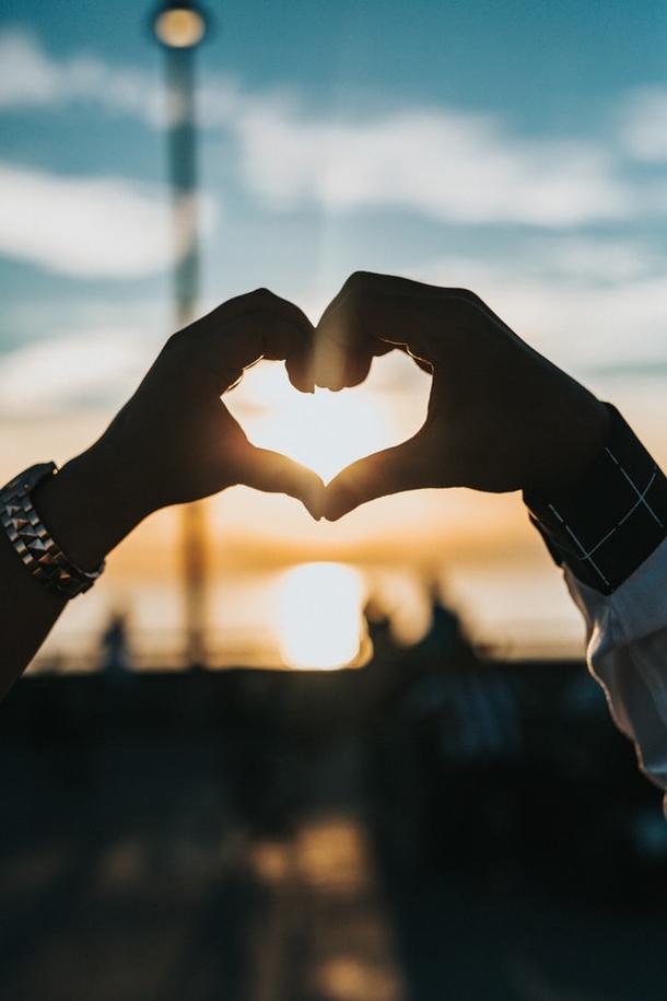 10 Beautiful Pictures That Describes Love Perfectly - picture 4