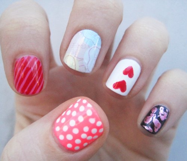 10 Beautiful Valentine's Day Nail Designs - picture 10