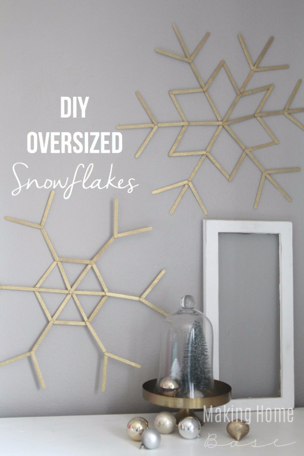 10 Beautiful Winter Crafts Using Snowflakes - picture 9