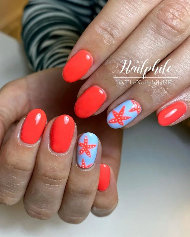 10 Beautifully Bright Summer Nails You Should Try Now - picture 9