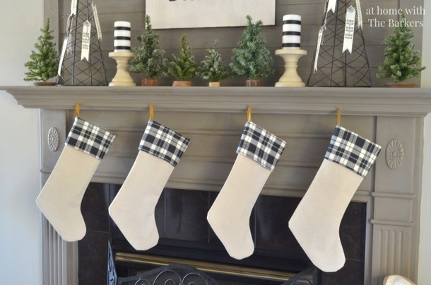 10 BEST FESTIVE EASY DIY CHRISTMAS STOCKINGS - picture 6