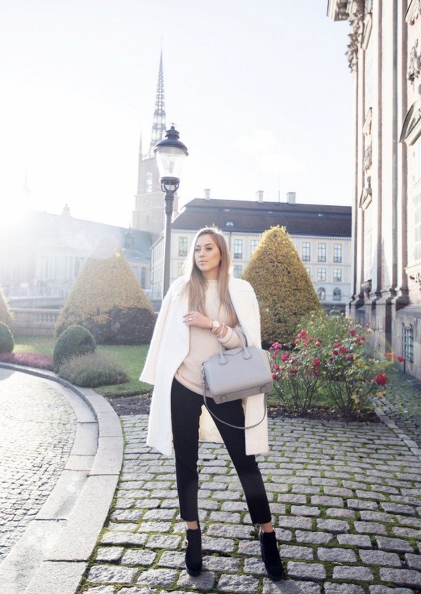 10 Best Winter Street Looks For Women - picture 5