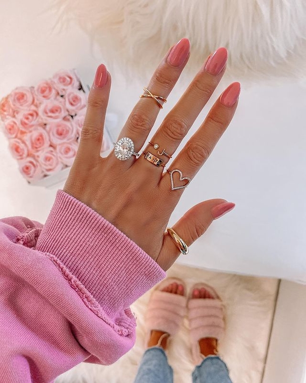 10 Birthday Nail Ideas To Make Your Special Day Pop! - picture 5