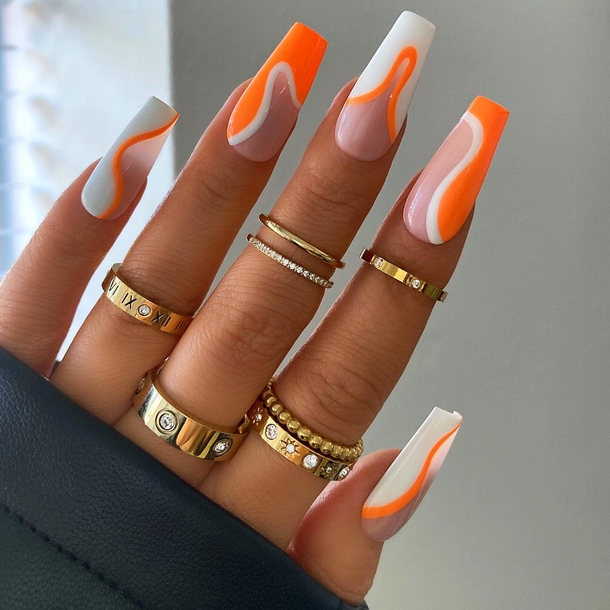 10+ Bright Nails In 2023 To Rock Your Summer Manicure! - picture 7